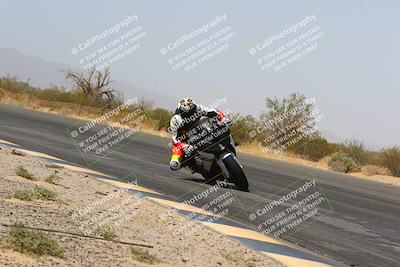 media/Mar-28-2022-Superbike Trackdays (Mon) [[b8603d0f67]]/Open Track Time/Turn 3 Inside/